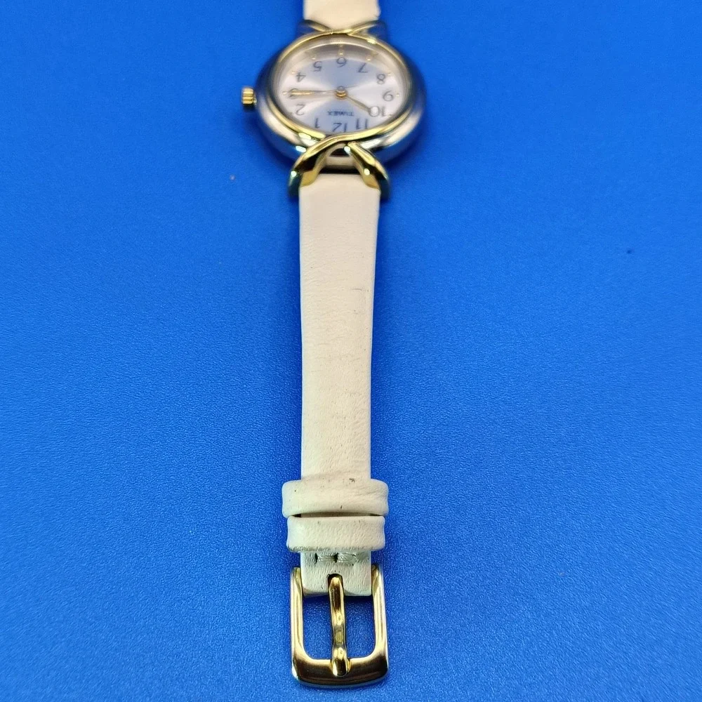 Vintage 2009 Timex Classic Bowtie X Lug 30mm Women's Quartz Dress Watch Restored